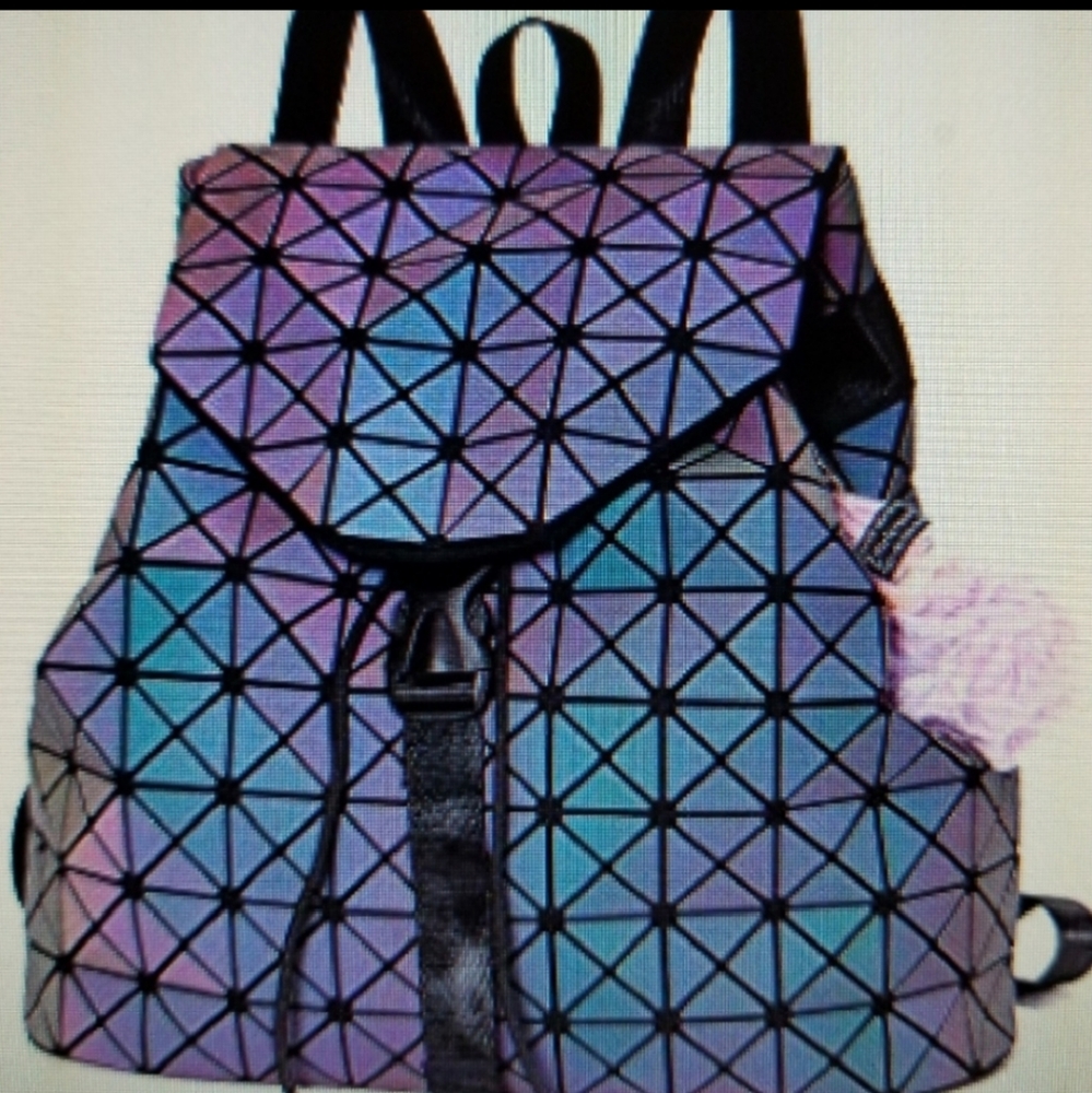 DIOMO Holographic Geometric Lingge Backpack